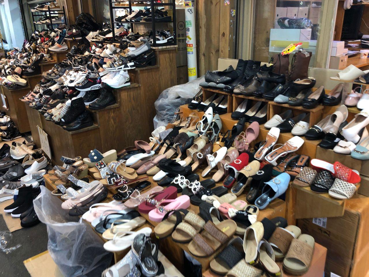 A Visit to the Dongdaemun Shoes Market